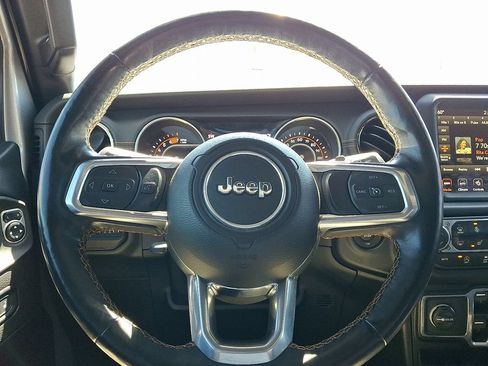 Certified 2021 Jeep Wrangler Unlimited Sahara AWD/4WD image 21
