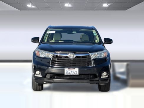 Used 2014 Toyota Highlander Limited Platinum image 5