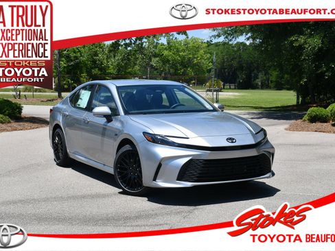 New 2026 Toyota Camry LE FWD image 1