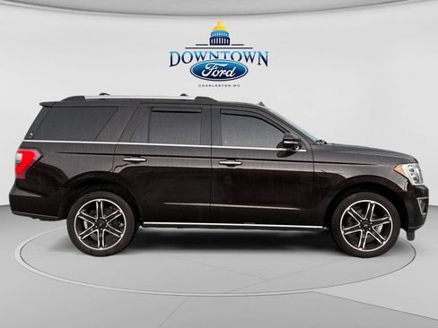 Used 2021 Ford Expedition Limited AWD/4WD image 2
