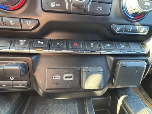 Used 2023 Chevrolet Silverado 3500 High Country w/ Z71 Off-Road Package image 20