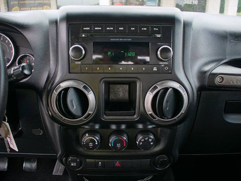 Used 2012 Jeep Wrangler Sport AWD/4WD image 19
