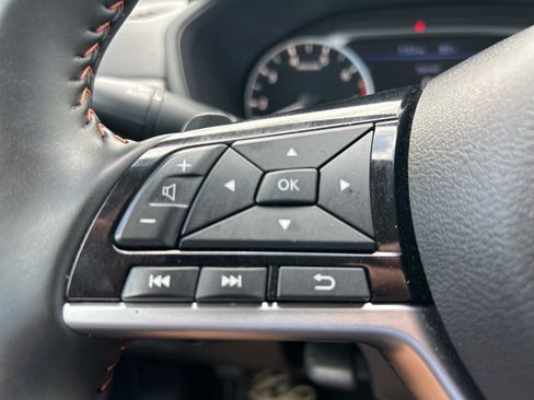 Certified 2025 Nissan Altima 2.5 SR FWD image 27