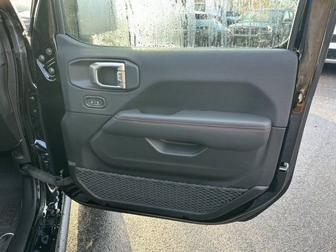 New 2026 Jeep Wrangler Unlimited Rubicon image 14