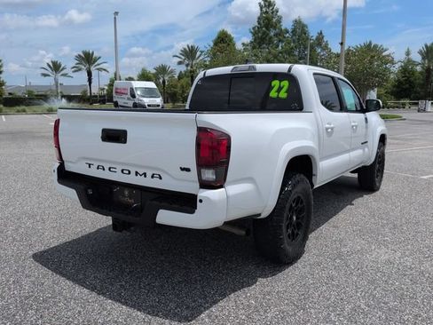 Used 2022 Toyota Tacoma SR5 RWD image 4