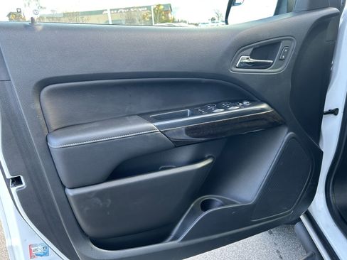 Used 2022 GMC Canyon Elevation image 11