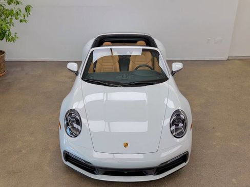 Used 2024 Porsche 911 Targa 4S w/ Premium Package image 29