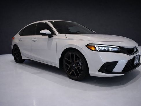 Used 2024 Honda Civic Sport Touring image 7