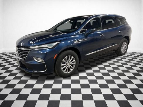 Certified 2023 Buick Enclave Essence w/ Sound and Sites Package image 5