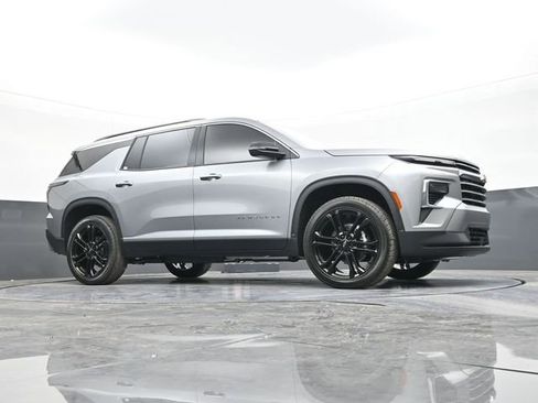 New 2026 Chevrolet Traverse LT w/ LPO, Floor Liner Package image 46