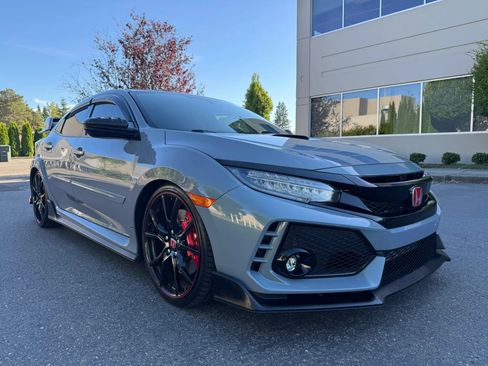 Used 2019 Honda Civic Type R image 2