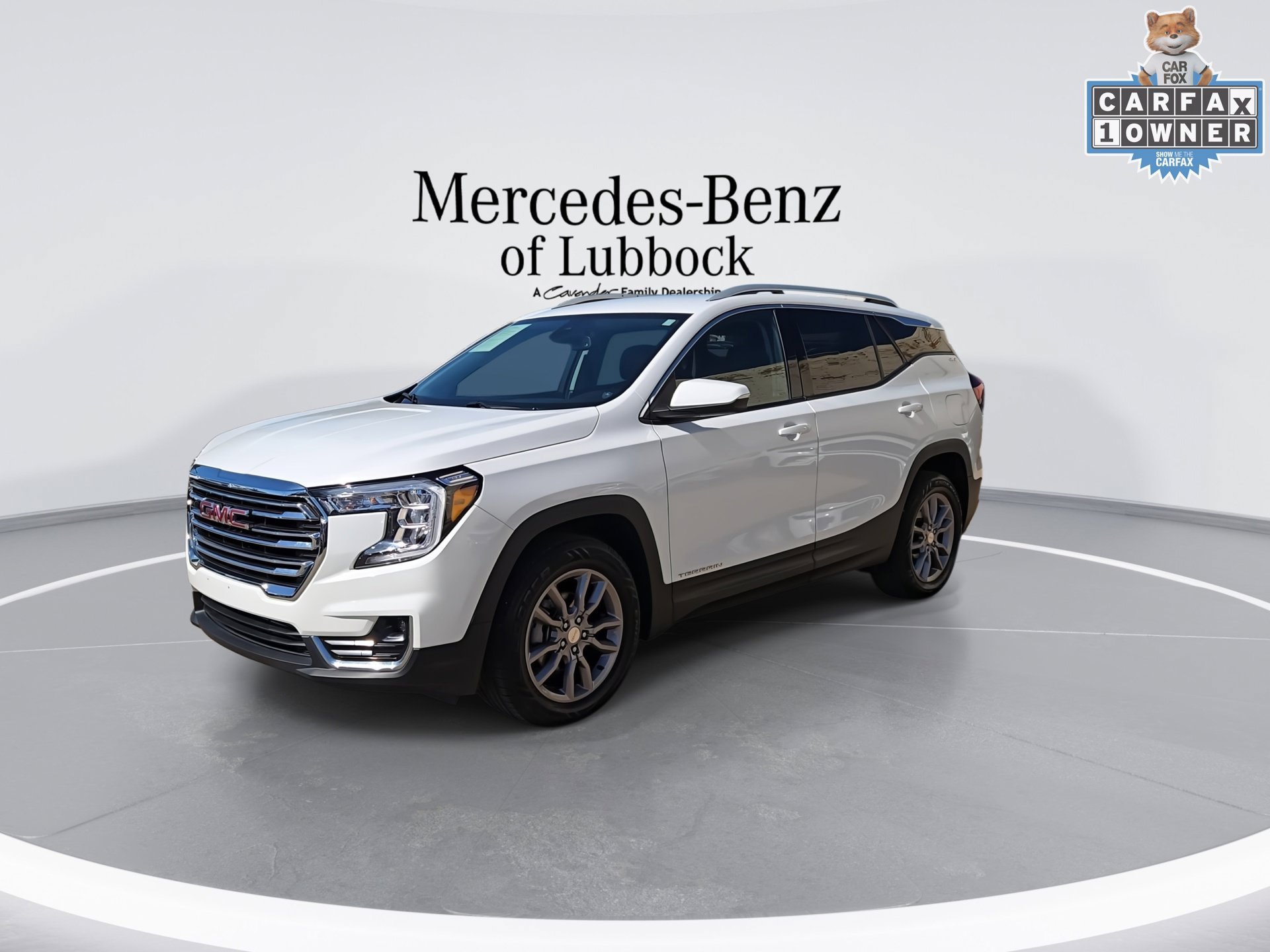 Used 2024 GMC Terrain SLT AWD/4WD image 4