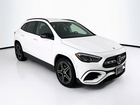 Certified 2025 Mercedes-Benz GLA 250 image 1