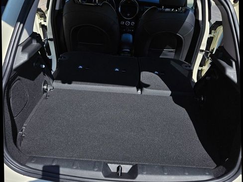 Used 2015 MINI Cooper S image 10