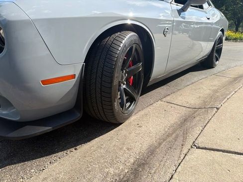 Used 2021 Dodge Challenger SRT Hellcat w/ Plus Package RWD image 36