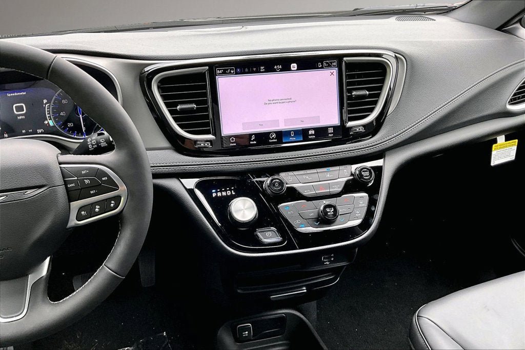 New 2027 Chrysler Pacifica Select AWD/4WD image 7