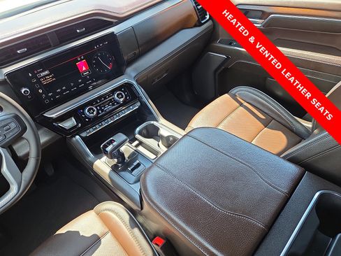 Used 2024 GMC Sierra 1500 Denali w/ Denali Reserve Package AWD/4WD image 12