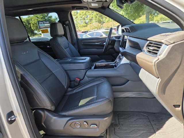 Used 2023 GMC Yukon XL Denali w/ LPO, Floor Liner Package RWD image 32