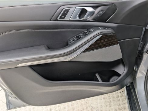 Used 2024 BMW X5 xDrive40i w/ Premium Package image 14