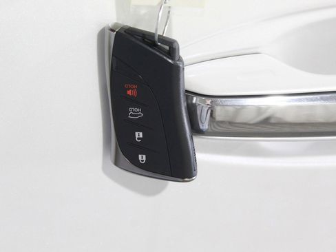 Used 2023 Lexus GX 460 Luxury w/ Accessory Package image 27