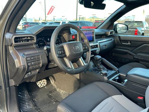 Certified 2025 Toyota Tacoma TRD Sport image 10
