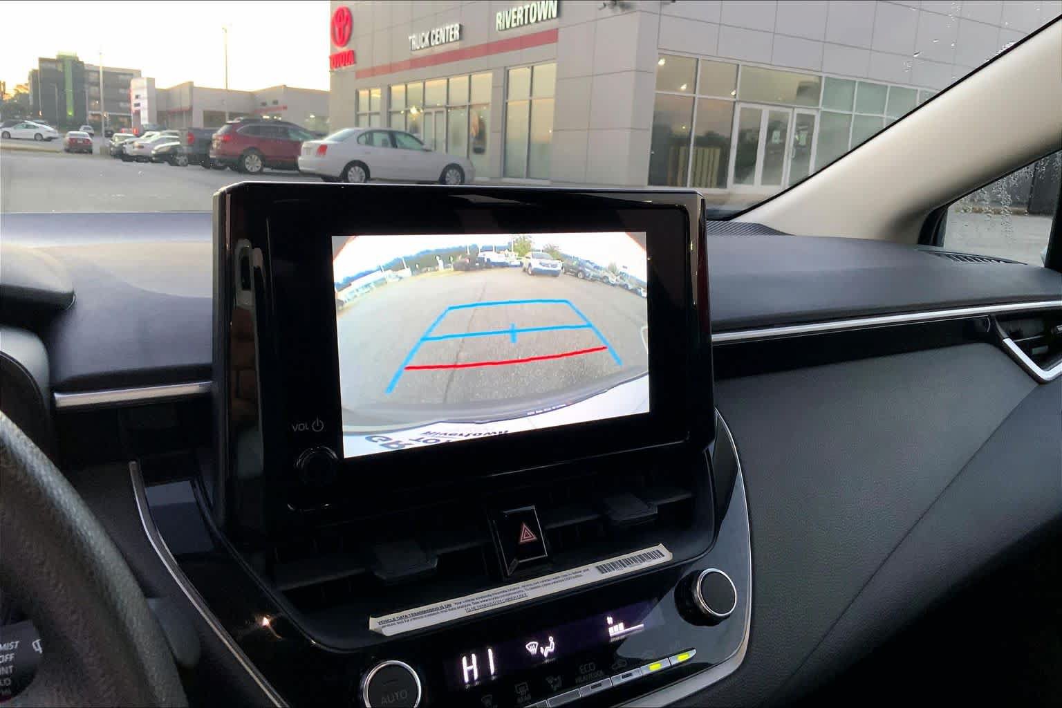 Used 2024 Toyota Corolla LE FWD image 26