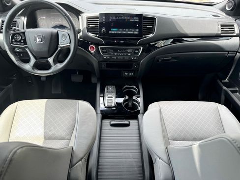 Used 2020 Honda Passport Touring image 15