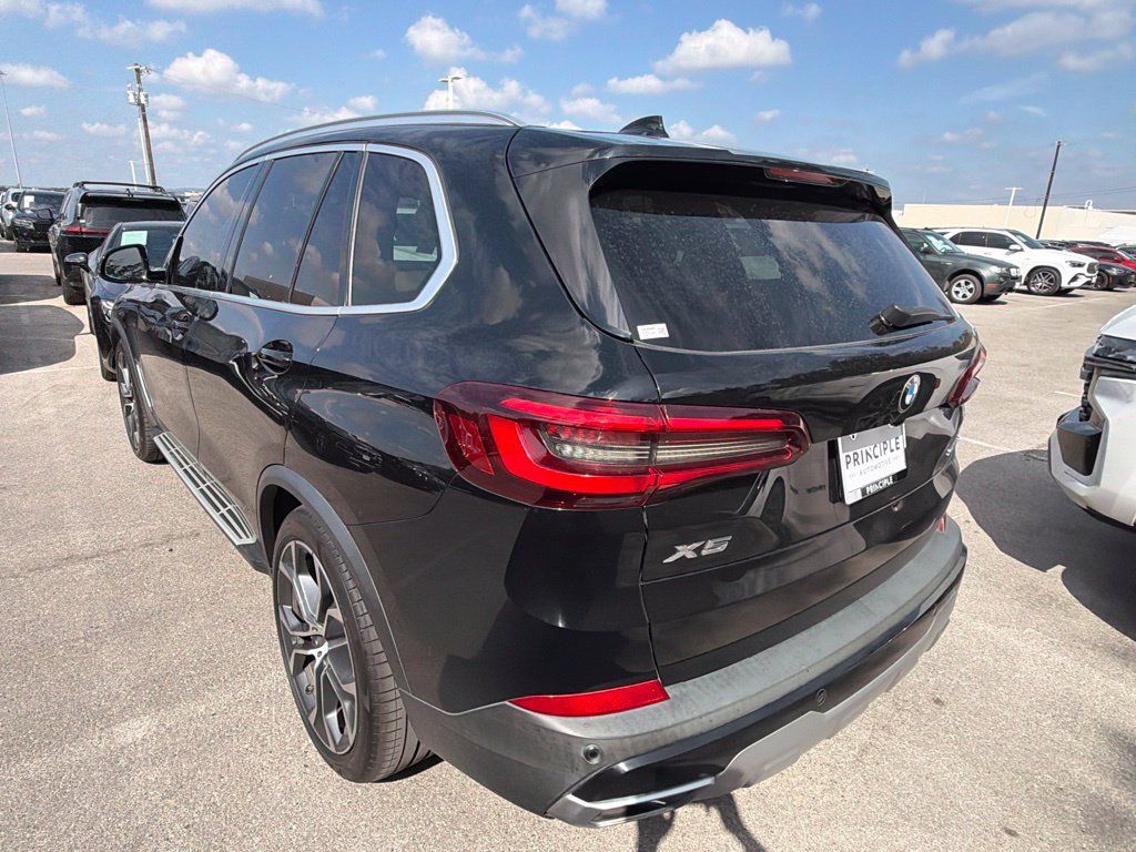 Used 2020 BMW X5 sDrive40i w/ Convenience Package RWD image 3