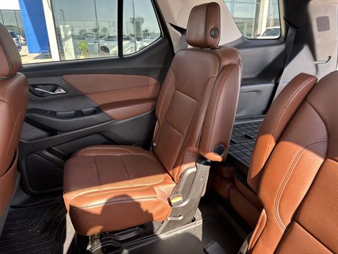 Used 2018 Chevrolet Traverse High Country AWD/4WD image 29