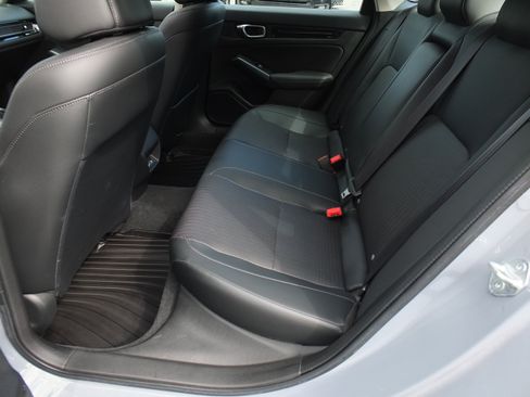 Used 2023 Honda Civic Touring image 13