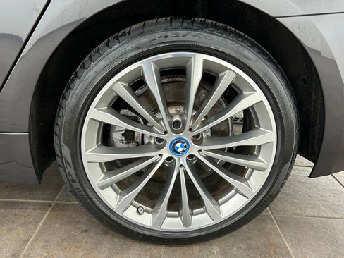 Used 2023 BMW 530e xDrive w/ Executive Package AWD/4WD image 37