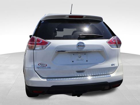Used 2016 Nissan Rogue SV FWD image 6