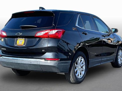 Used 2019 Chevrolet Equinox LT FWD image 2