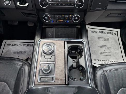 Used 2021 Ford Expedition Max Limited AWD/4WD image 28