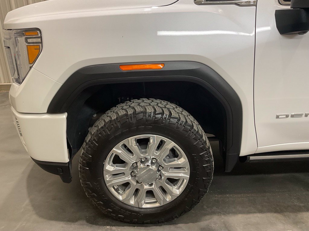 Used 2022 GMC Sierra 2500 Denali w/ Denali Ultimate Package AWD/4WD image 6