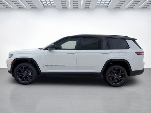 New 2025 Jeep Grand Cherokee L Limited image 6