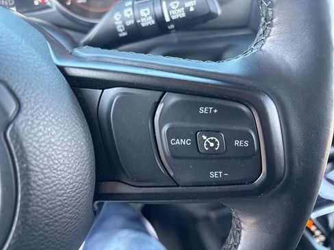 Used 2022 Jeep Wrangler Unlimited Sport image 52