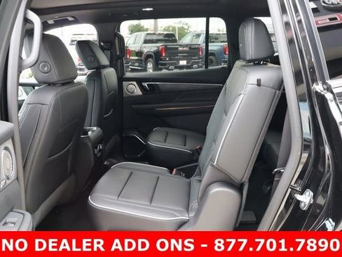 New 2026 Buick Enclave Avenir image 14