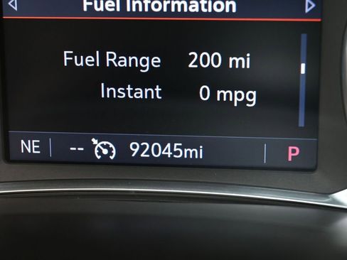 Used 2020 Chevrolet Traverse LT w/ LT Premium Package image 40