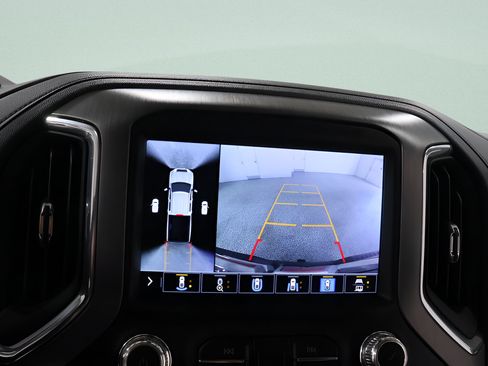 Used 2023 GMC Sierra 2500 Denali w/ Denali Ultimate Package AWD/4WD image 13