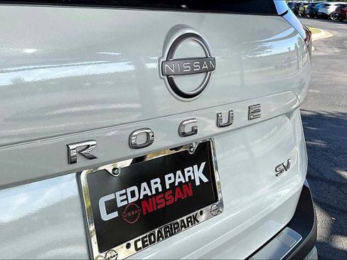 Certified 2023 Nissan Rogue SV image 9