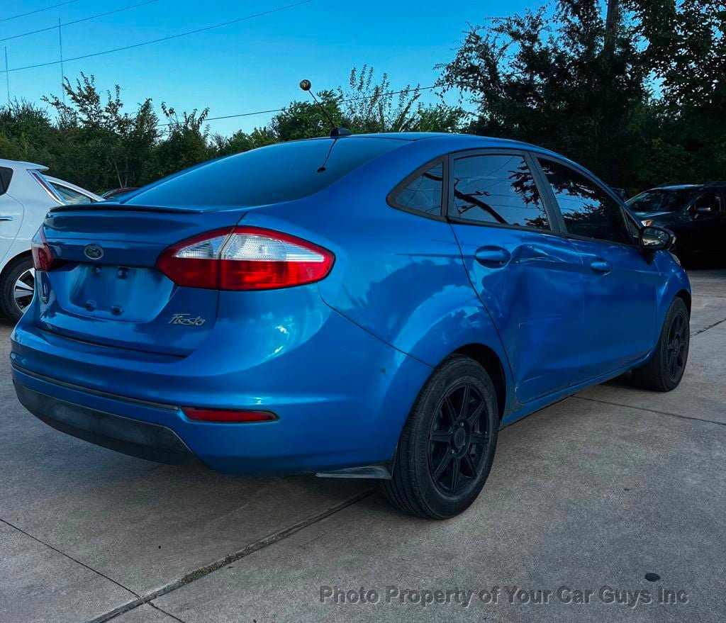 Used 2014 Ford Fiesta SE w/ Equipment Group 201A FWD image 15