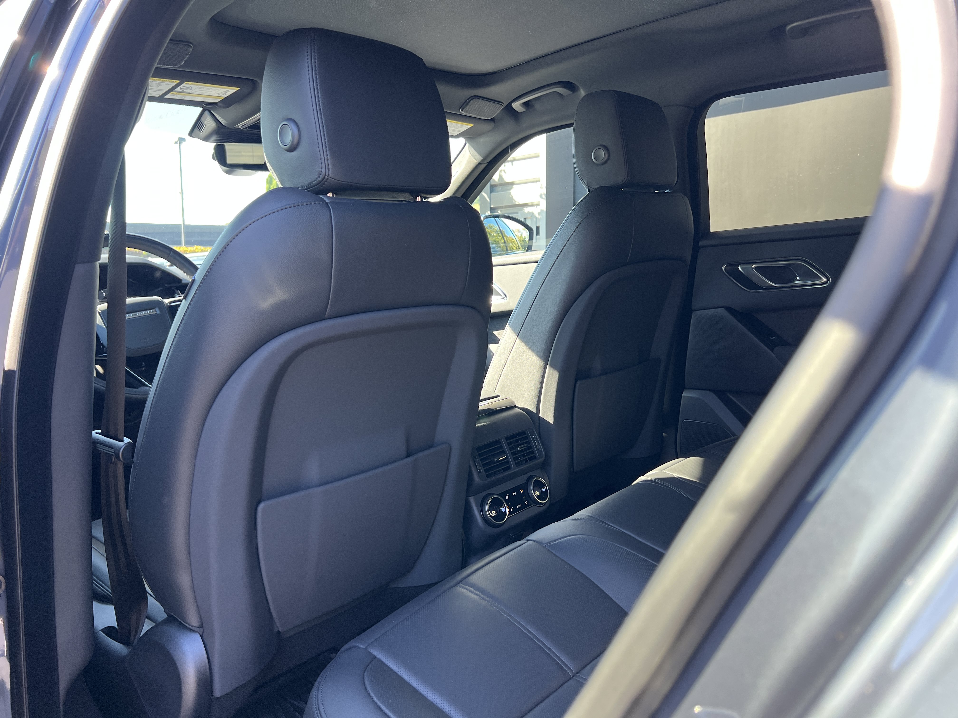 New 2025 Land Rover Range Rover Velar S AWD/4WD image 16