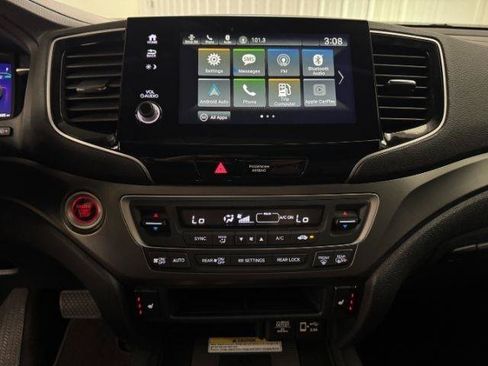 Used 2022 Honda Pilot Special Edition image 16