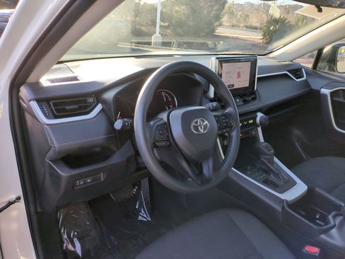 Used 2024 Toyota RAV4 LE image 12