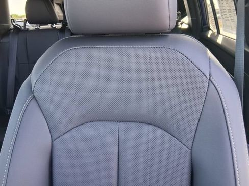 New 2026 Subaru Outback Limited AWD/4WD image 18