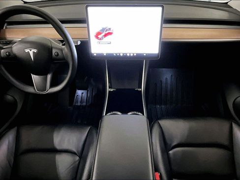 Used 2020 Tesla Model Y Long Range image 14