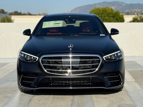 New 2026 Mercedes-Benz S 580 4MATIC Sedan image 3