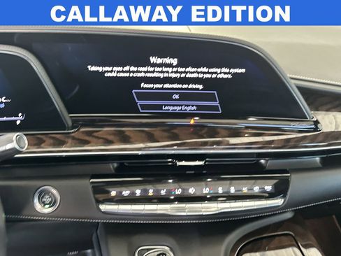 Used 2022 Cadillac Escalade Sport Platinum w/ LPO, ONYX Package AWD/4WD image 21