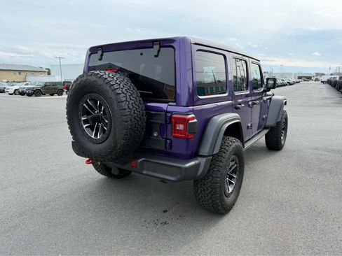 Used 2026 Jeep Wrangler Unlimited Rubicon w/ Xtreme 35 Tire Package image 13